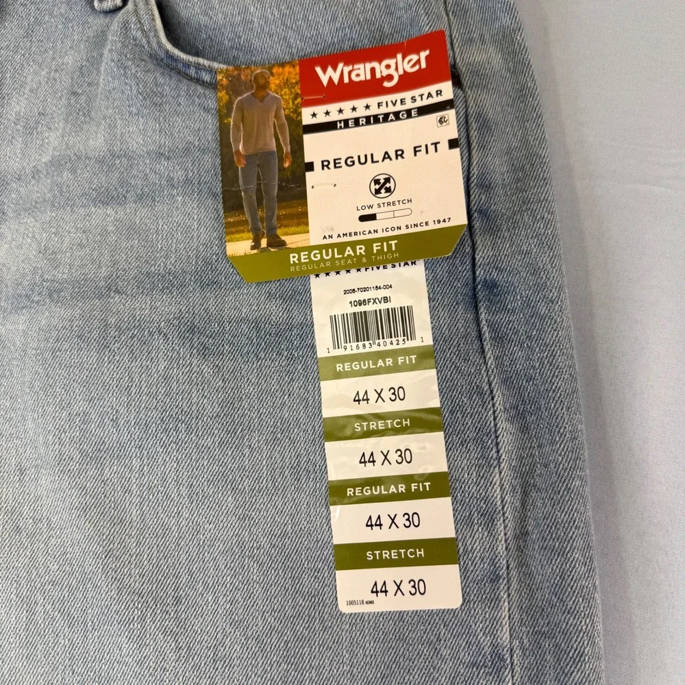 Wrangler Five Star Heritage Mens Regular Fit Jean Light Wash 44x30 1096FXVBI NWT
